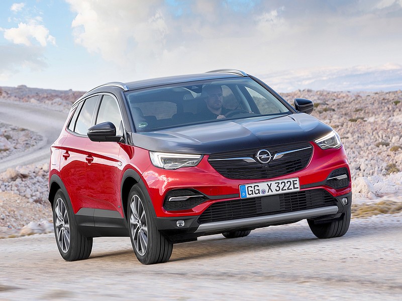 Opel Grandland X jako plug-in hybrid